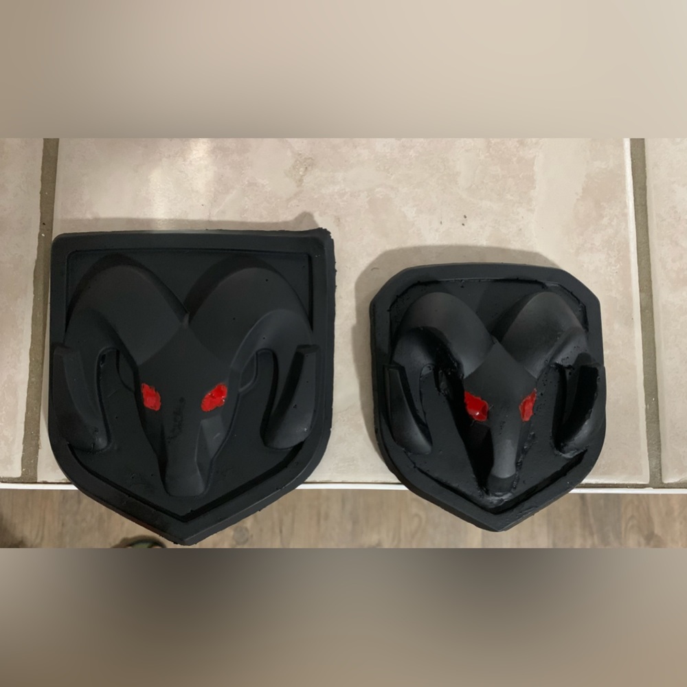 2013 2014 2015 2016 2017 Dodge Ram 1500 2500 3500 front and Back Head Emblem